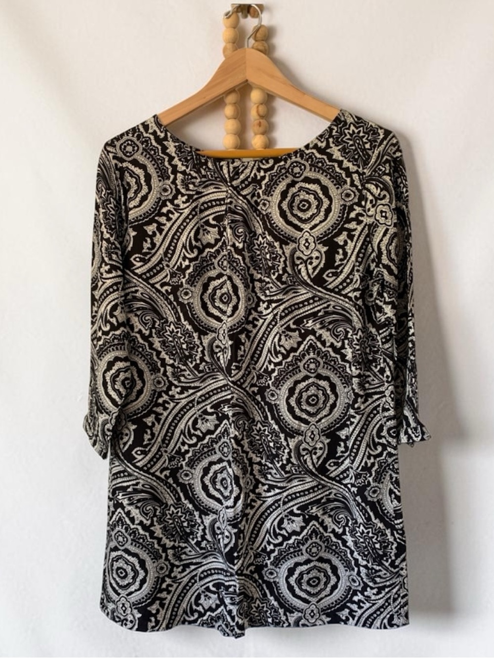 Elegant Black and White Paisley Long Sleeve mini Dress